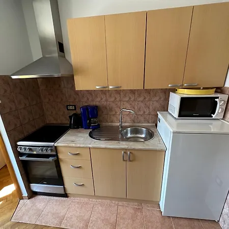 Apartmán Neda I Sime