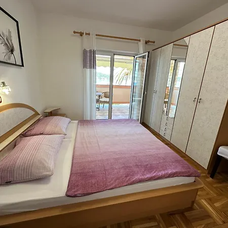 Neda I Sime Apartman