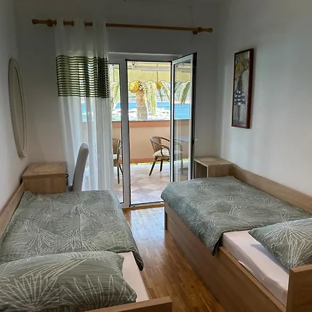 Neda I Sime Apartmán *