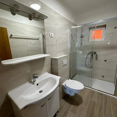 Neda I Sime Rab Town