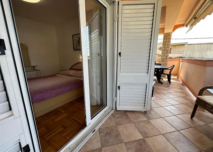 Neda I Sime Apartament *