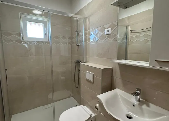 Apartament Neda I Sime *